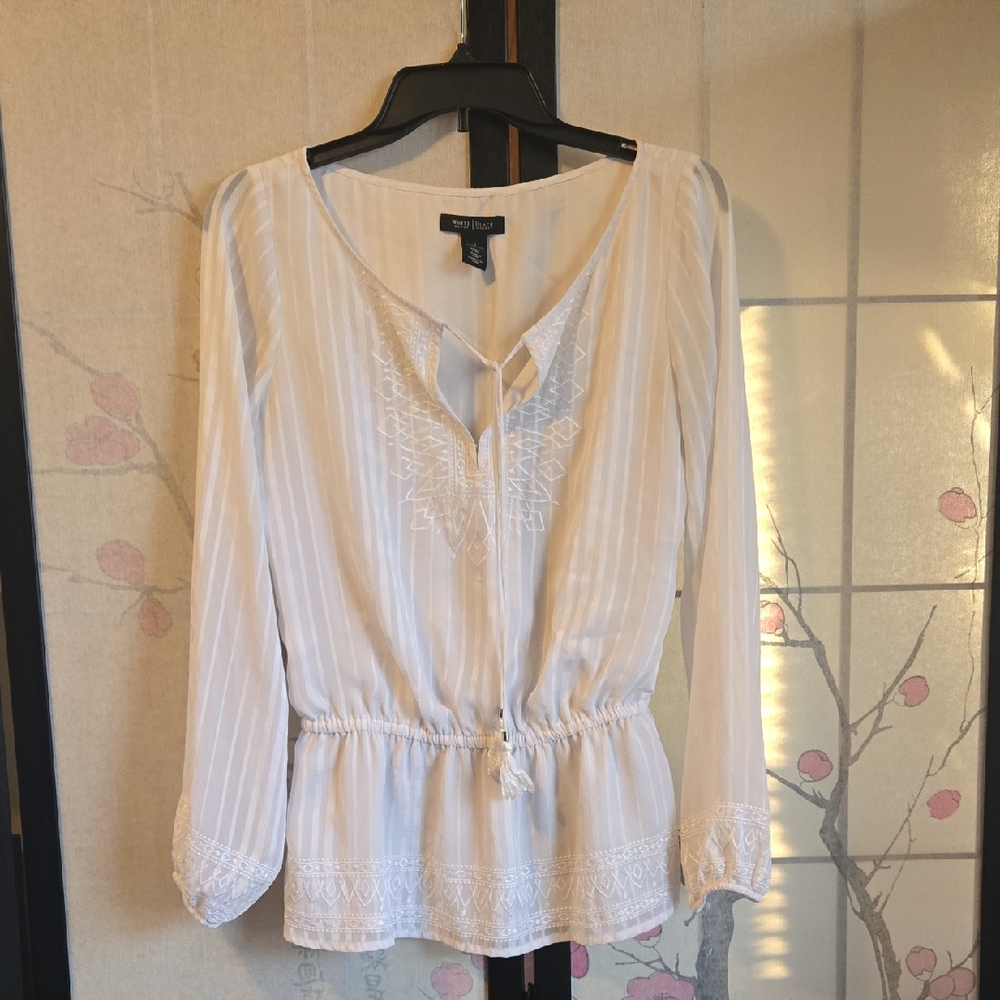White House Black Market Embroidered Peasant Blouse – Size 2